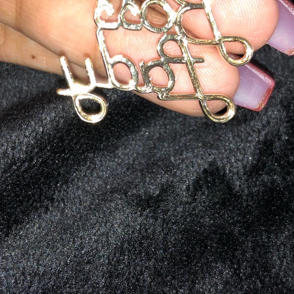 10k solid gold Certified Real Diamond Boss Lady - Picture 5 of 5